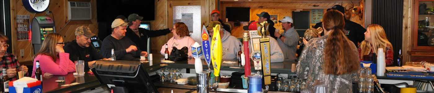 the crowd at hunters point resort bar